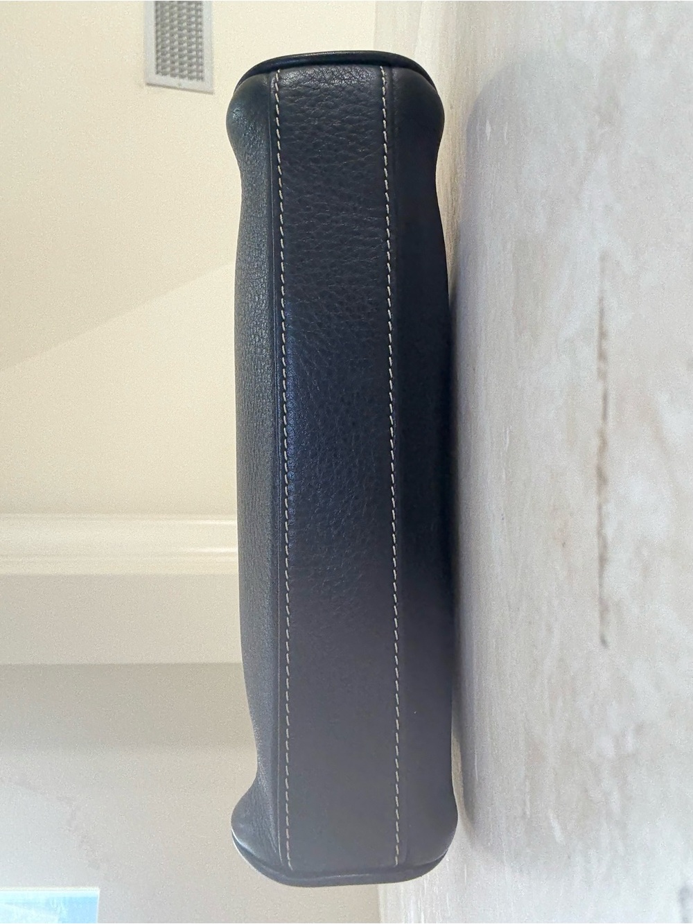Brighton Black Leather Shoulder Bag Croc Trim with Heart Charms EUC - Picture 6 of 14